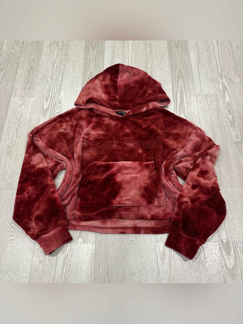 Bebe Sport Velour Tie-Dye Embossed Logo Hoodie (Burgundy / Red) size L